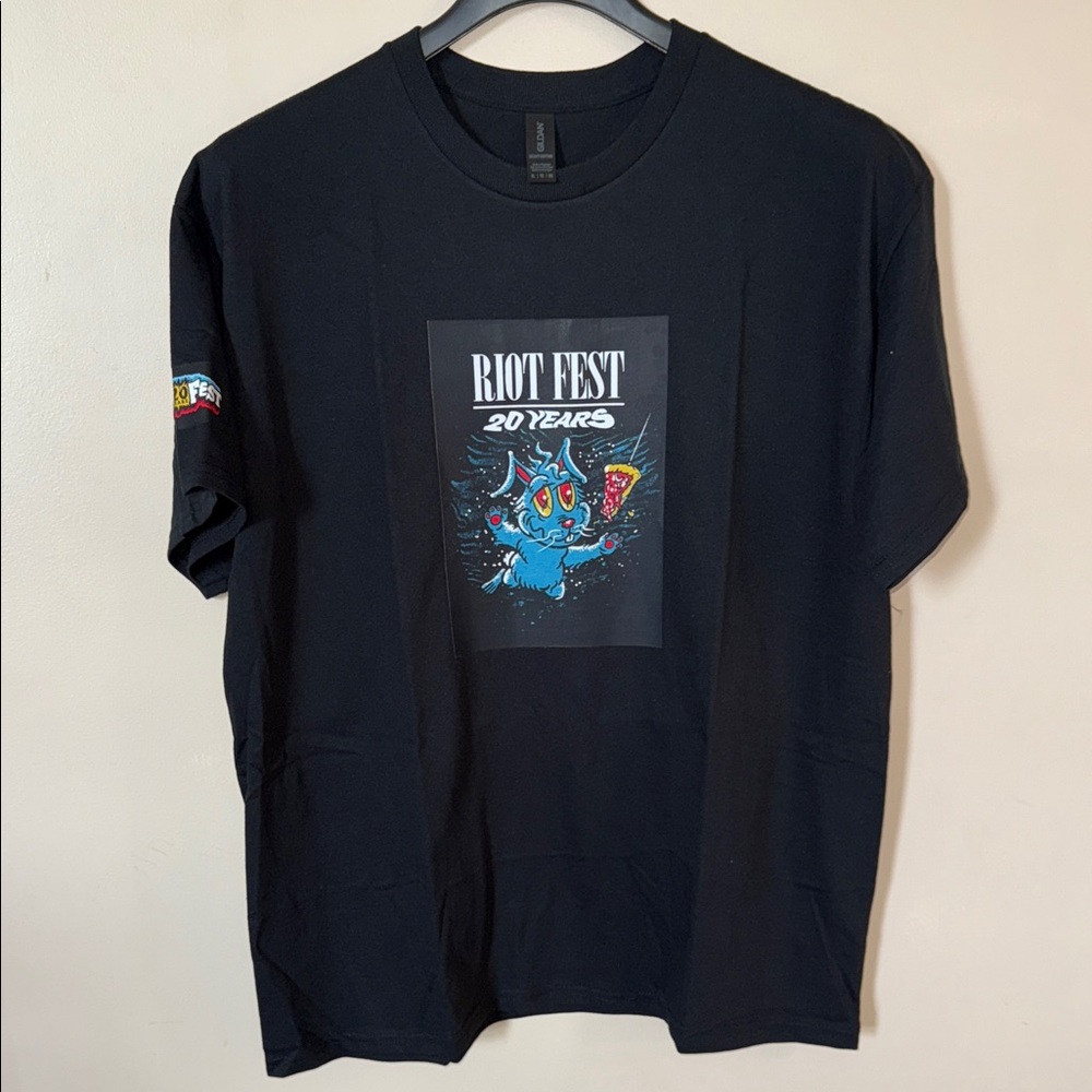 NWOT, Gildan Black Riot Fest Graphic Tee
